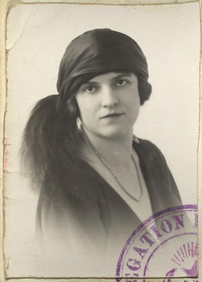 Florence Chefik Bey (born Winter-Irving)